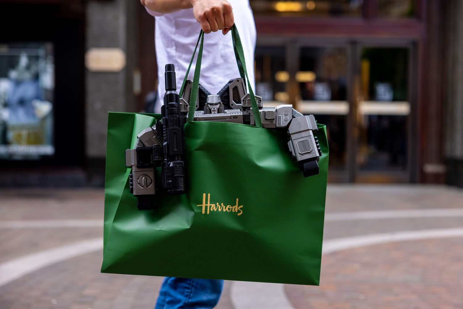 Robosen Robotics at Harrods: First Overseas Pop-Up Store