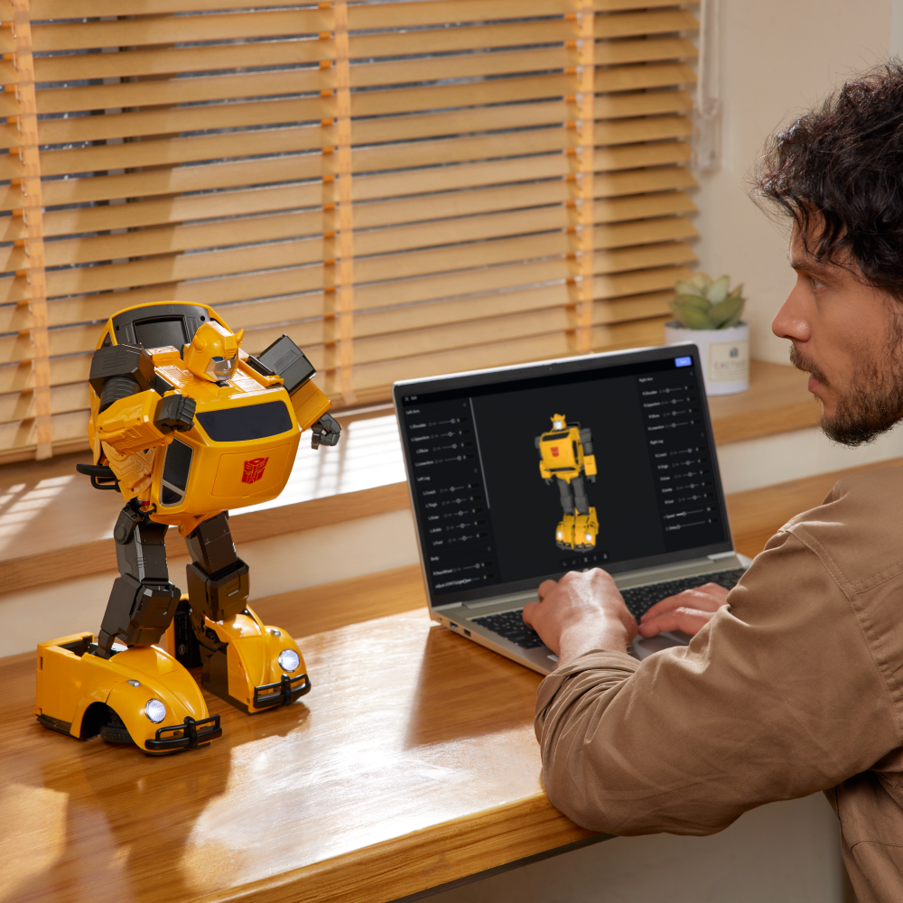 Flagship Bumblebee Auto-Converting Robot